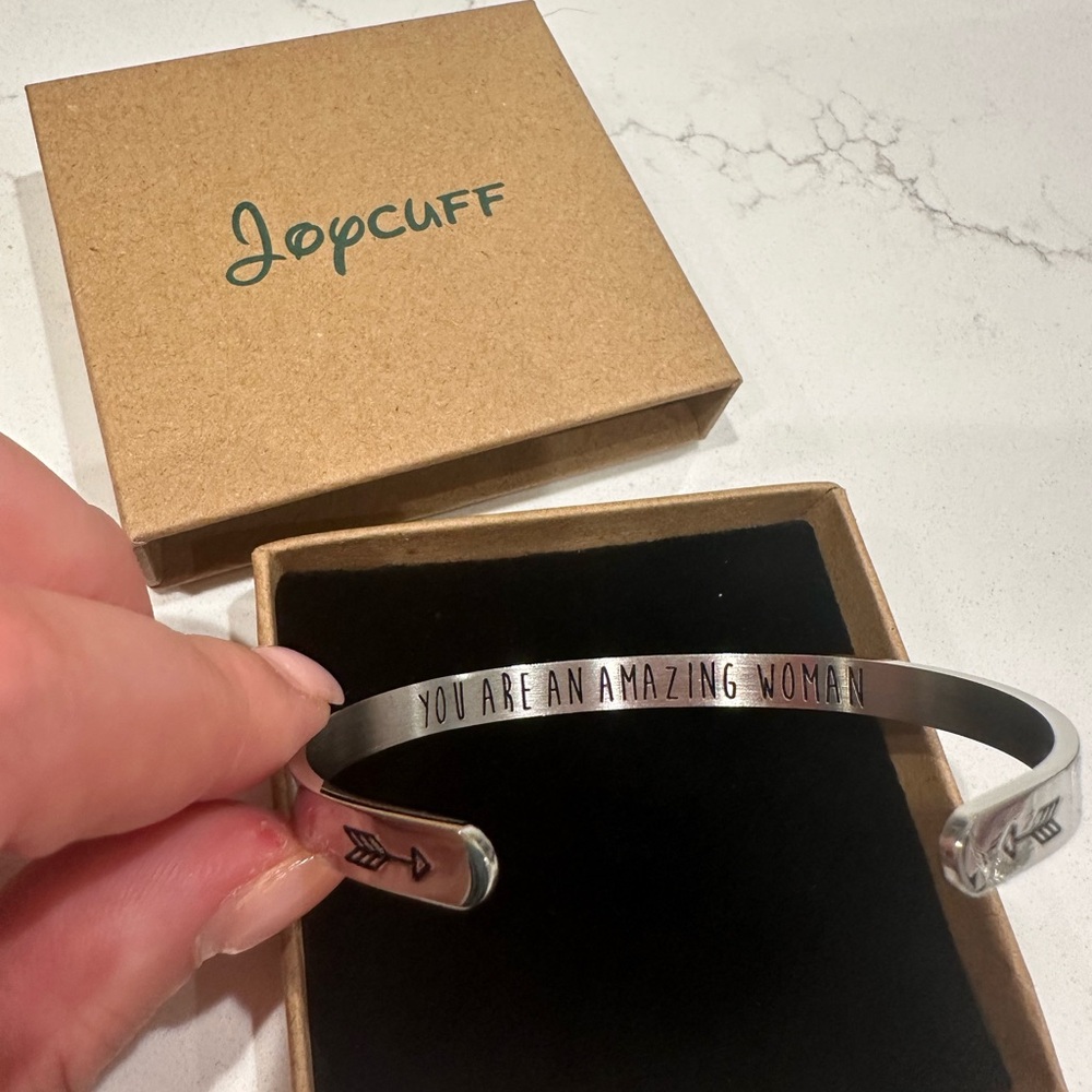 Joy cuff bracelet silver